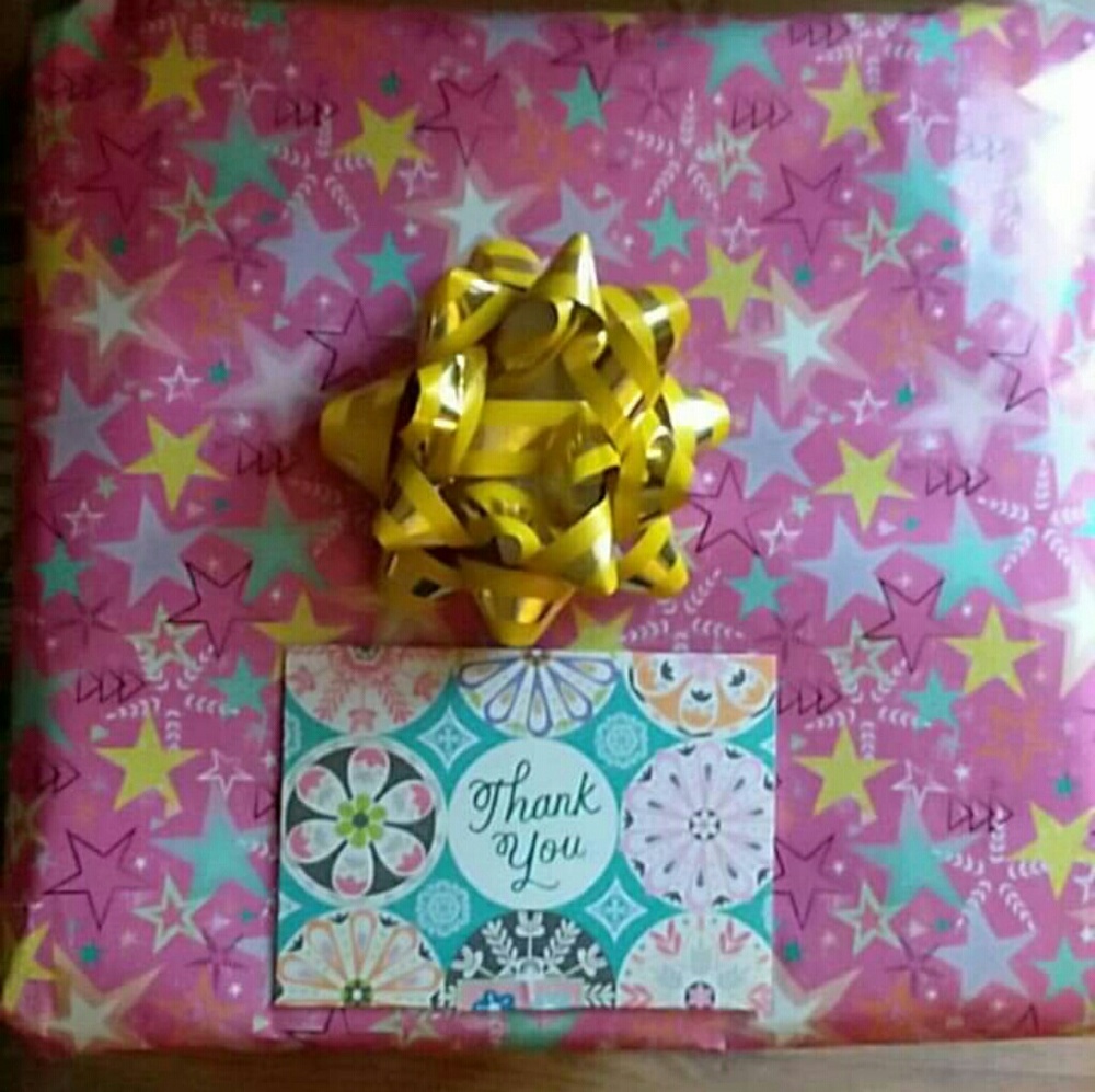 🎁Custom Gift Wrapping with Every Purchase💖🎁 - Picture 4 of 10